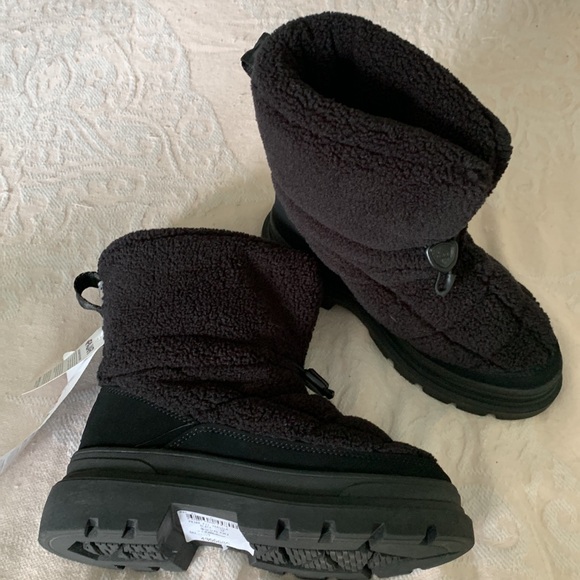 Pajar woman’s Varsila Black Winter Boots size 38 New with tags - Picture 3 of 9